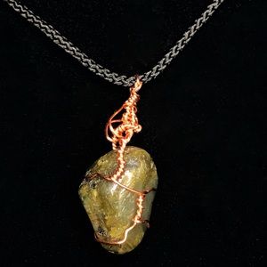 🔴SALE🔴Moss Agate Wire Wrapped Crystal Necklace